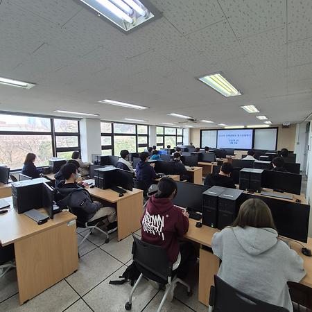 3월8일 2025년 신입생들과 함께 OT를 진행하였습니다.